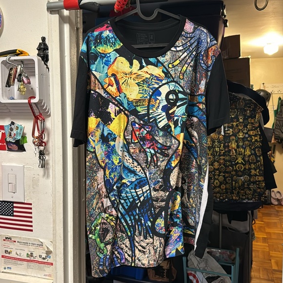 Abstrakjsnc designs summer tshirt XL - Picture 3 of 3